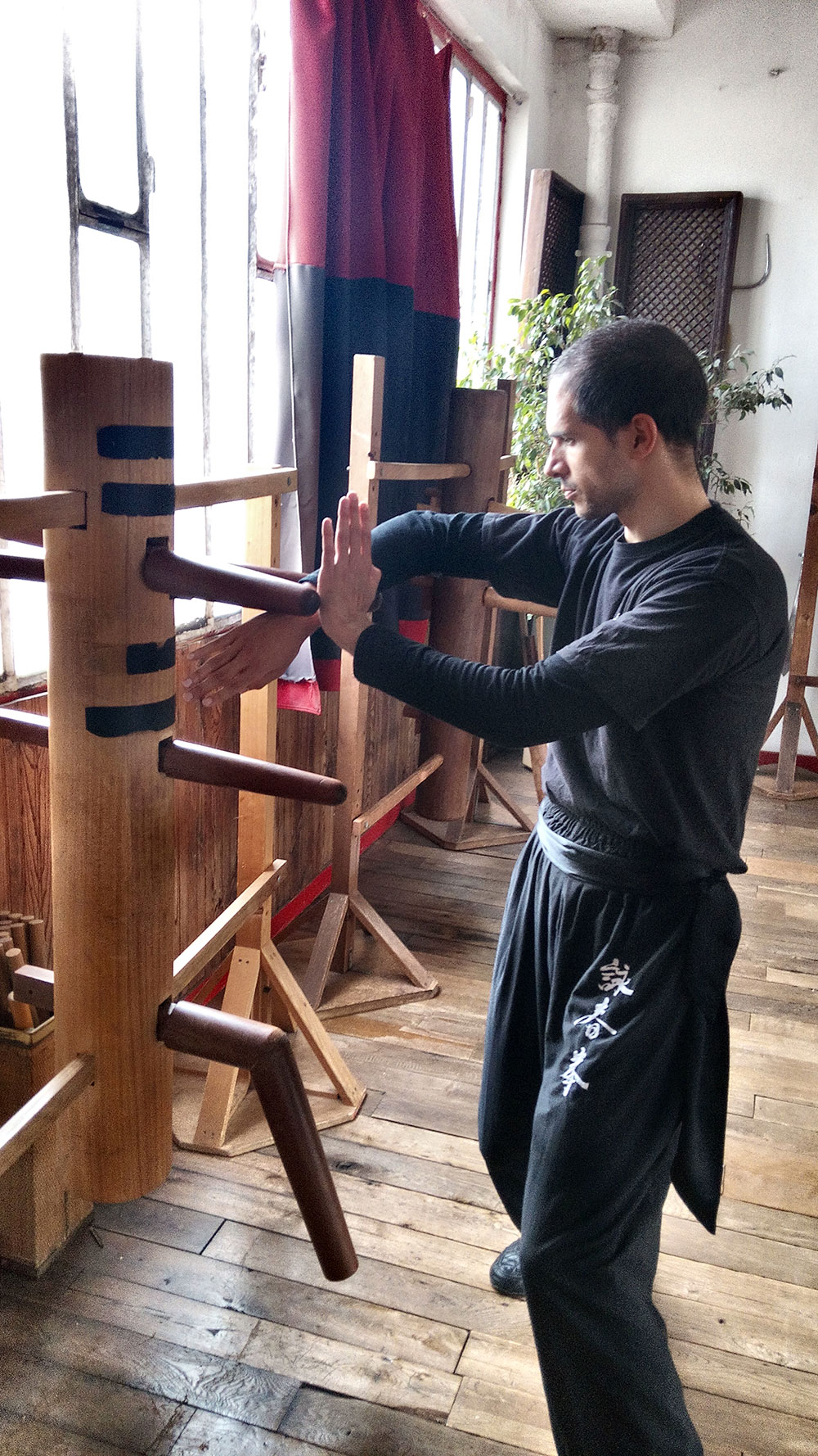 Josse Delaune en position de garde de Wing Chun